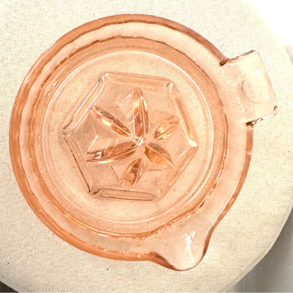 Pink Depression Glass Juicer - Picture 5 of 9